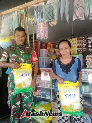 Gerakan Pangan Murah: Babinsa Koramil 1627-03 Bantu Masyarakat Akses Beras Terjangkau