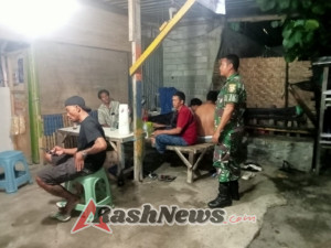 Babinsa Koramil 1628-04/Poto Tano Aktif Patroli Malam untuk Ciptakan Lingkungan Tetap Kondusif