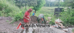 Kerja Bakti Rabat Jalan Perkuat Kebersamaan Babinsa Warga