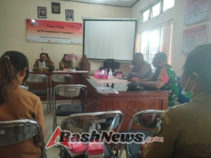 Wakapolsek Tembuku Hadiri Lokakarya Mini Lintas Sektor Triwulan IV UPTD Puskesmas Tembuku I Tahun 2025