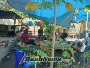 Warga Niranusa Apresiasi Kehadiran Babinsa dalam Kegiatan Pamwil dan Pembinaan Lingkungan