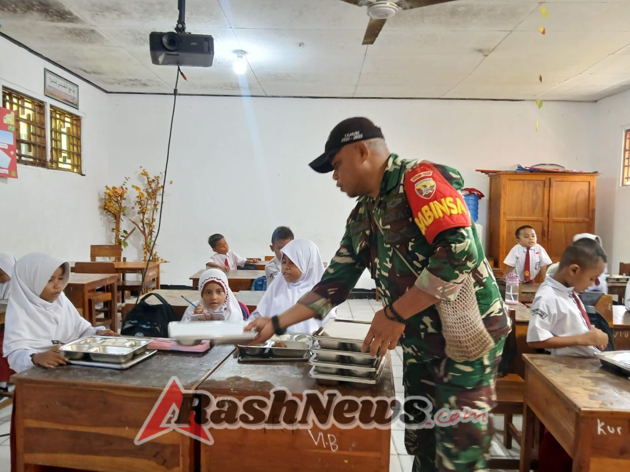 Ribuan Siswa dan Ibu Hamil di Alor Terima Makanan Bergizi dari Program MBG