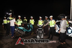 Kasat Lantas Polres Karangasem Pimpin Patroli Malam Ops Zebra Agung 2025