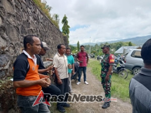 Komsos dan Pamwil Babinsa Koramil 1602-04, Tingkatkan Rasa Aman Warga Molomuku