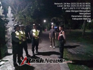 Tingkatkan Keamanan Polsek Mengwi Kolaborasi Dengan Linmas Laksanakan Patroli Wilayah