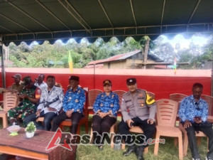 Babinsa Maurole Ikuti Upacara Hari Guru, Apresiasi Peran Guru di Kecamatan Detukeli