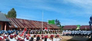 Babinsa Koramil 03/Macang Pacar Hadiri Upacara Peringatan Hari PGRI dan HGN di SMAN 1 Pacar