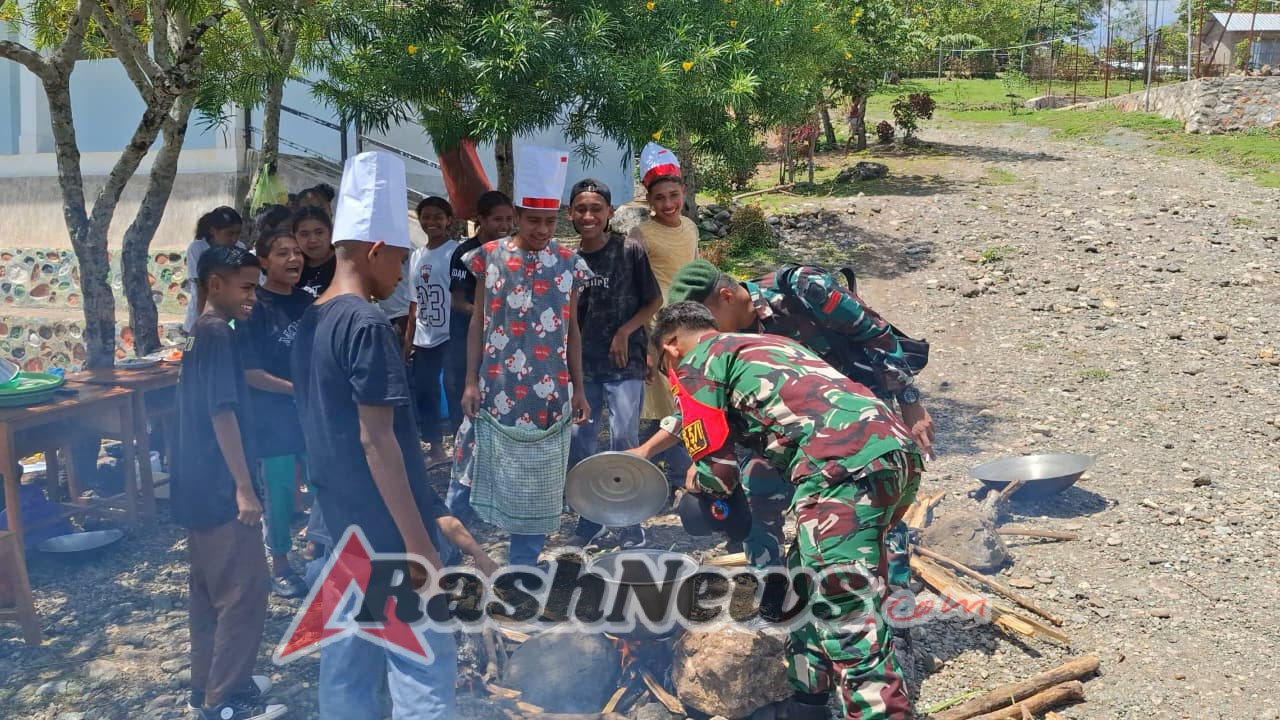Satgas Pamtas Yonarhanud 2 Kostrad Beri Kejutan di SMAN Mutis Peringati Hari Guru