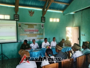 Babinsa Koramil 1612-02/Reok Hadiri RKPDES dan Rembuk Stunting 2026 di Desa Watu Baur