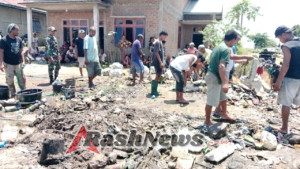 Upaya Cepat dan Tepat Babinsa Lembor Selamatkan Aset Warga Saat Insiden Kebakaran Kios Sembako