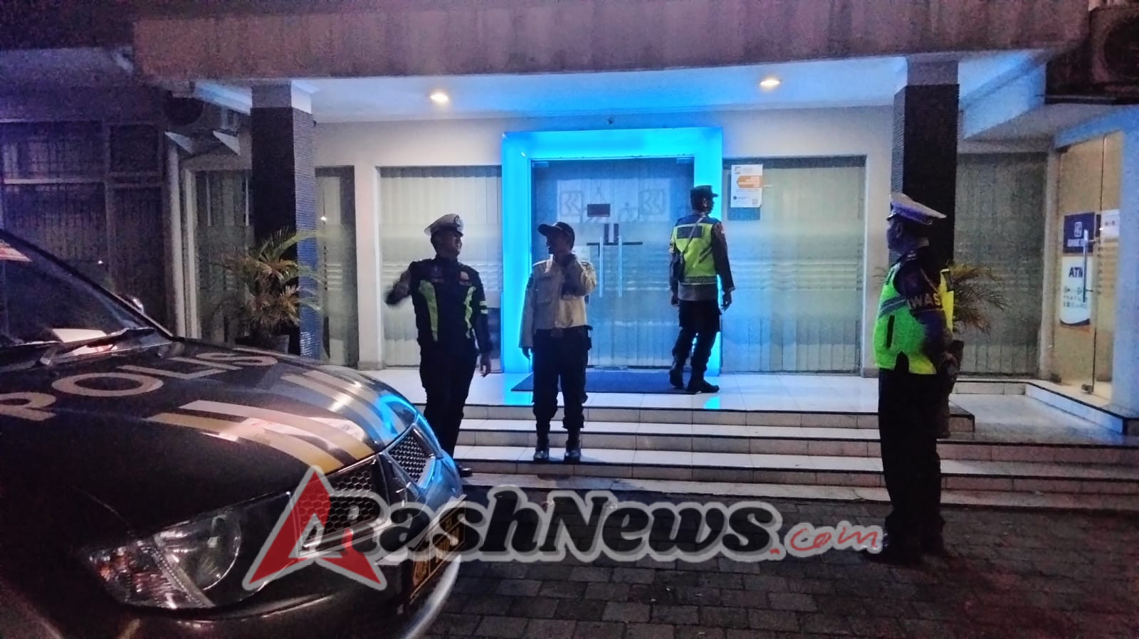 Cegah Gangguan Kamtibmas, Personil Polsek Seltim Gencarkan Sambang dan Patroli Dialogis Subuh