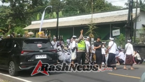 Pengamanan Giat Budal Ida Tapakan Luwus di Wilayah Desa Luwus
