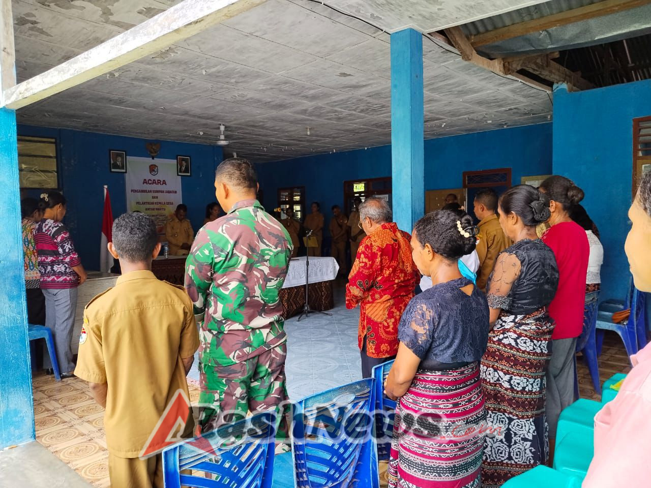 TNI Kawal Situasi Kondusif saat Pelantikan Kepala Desa Wairterang