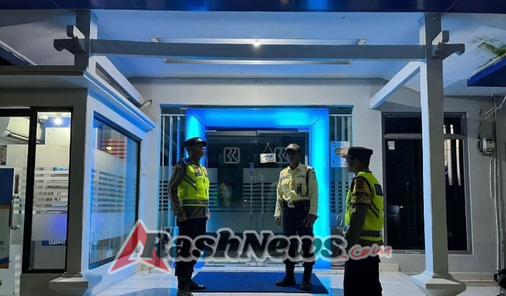 Pastikan Situasi Aman dan kondusif Polsek Penebel  Patroli Malam Hari
