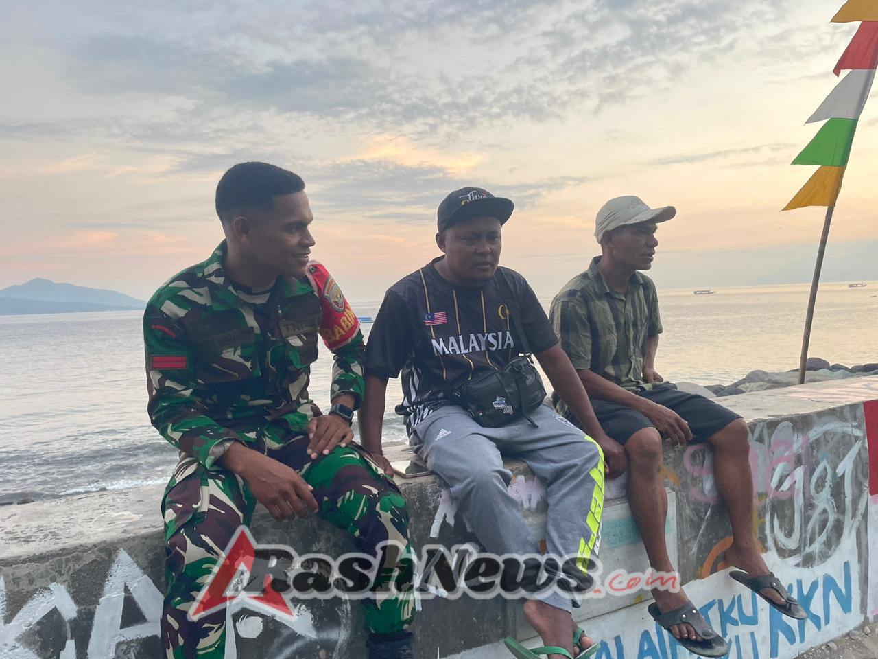 Babinsa Ende Dorong Harmonisasi dengan Warga Melalui Komsos dan Pengamanan Wilayah