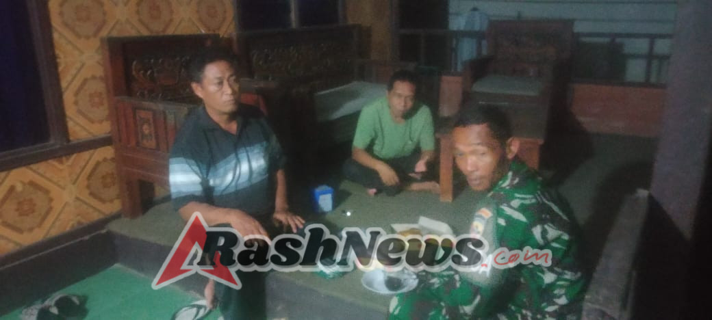 Patroli Malam Koramil 1628-03/Seteluk Berjalan Lancar, Masyarakat Diingatkan Tetap Waspada