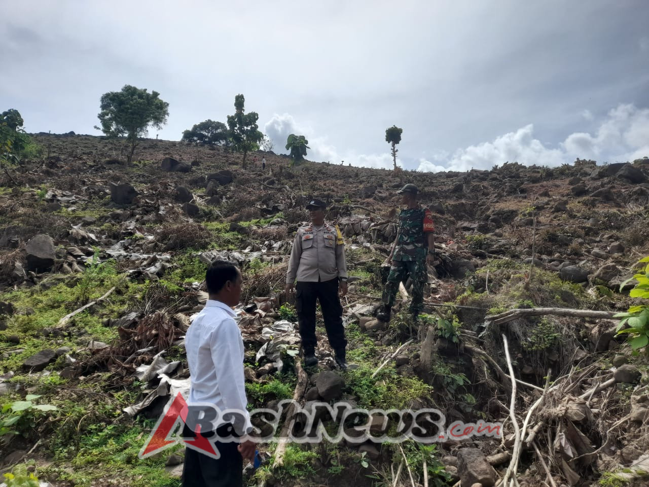 Sinergi Babinsa dan Aparat Desa Berbuah Damai dalam Sengketa Lahan So Ati Lembo