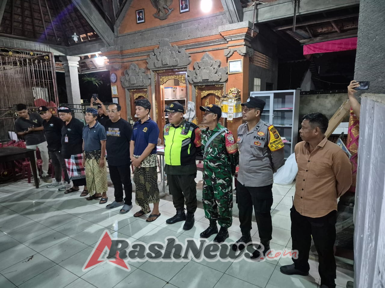 Giat Pendataan Duktang Non-permanen di Babakan Sari, Bhabinkamtibmas Tegaskan Pentingnya Tertib Administrasi