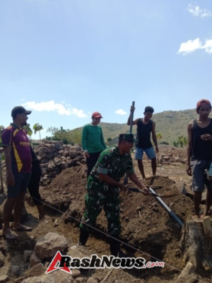 Koramil 1614-02 Kempo Galakkan Kebersamaan Lewat Gotong Royong