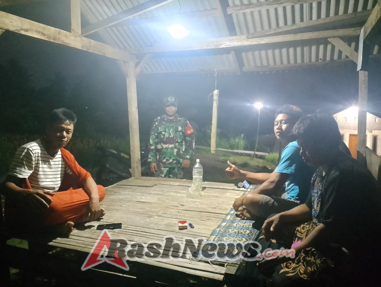 Sertu Sukrin Ajak Warga Tingkatkan Kewaspadaan pada Malam Hari