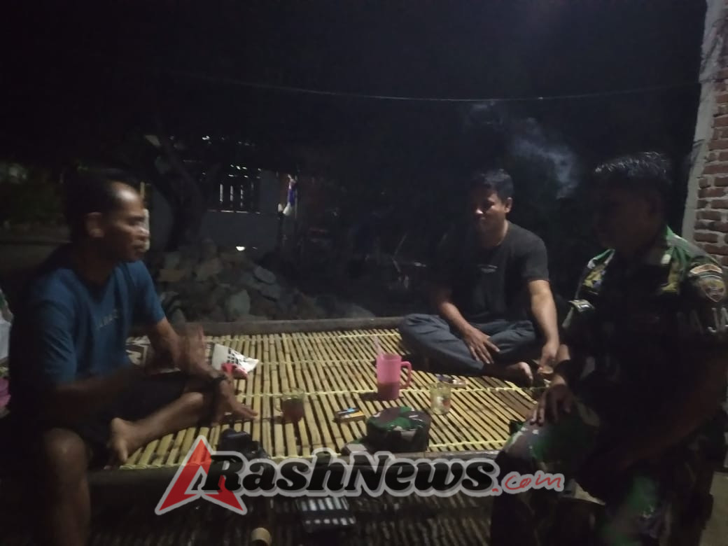 Patroli Malam Koramil Taliwang, Warga Diimbau Jaga Keamanan Lingkungan