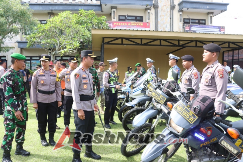 Kapolres Gianyar Pimpin Apel Kesiapan Pengamanan Malam Tahun Baru 2026