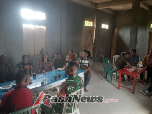 Dalam Suasana Natal, Babinsa Miobar Ajak Warga Sambut Tahun Baru 2026 dengan Damai