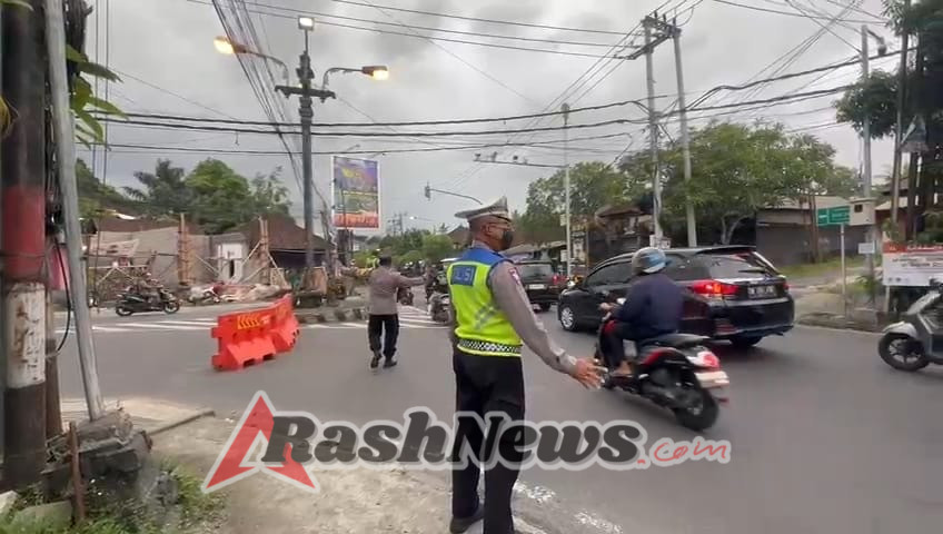 Pastikan Keamanan & Ketertiban Jalan Raya, Polsek Abiansemal Gelar Gatur Sore