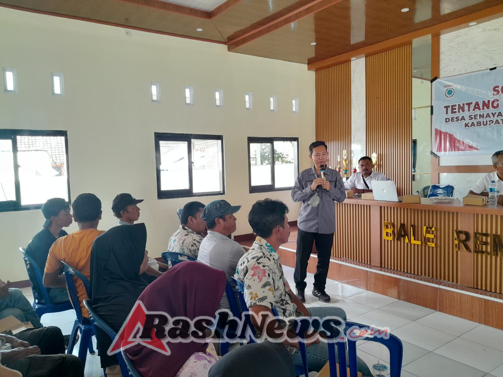 Sertu Chaeruddin Dampingi Sosialisasi Bahaya Narkoba, Warga Senayan Antusias Ikuti Kegiatan