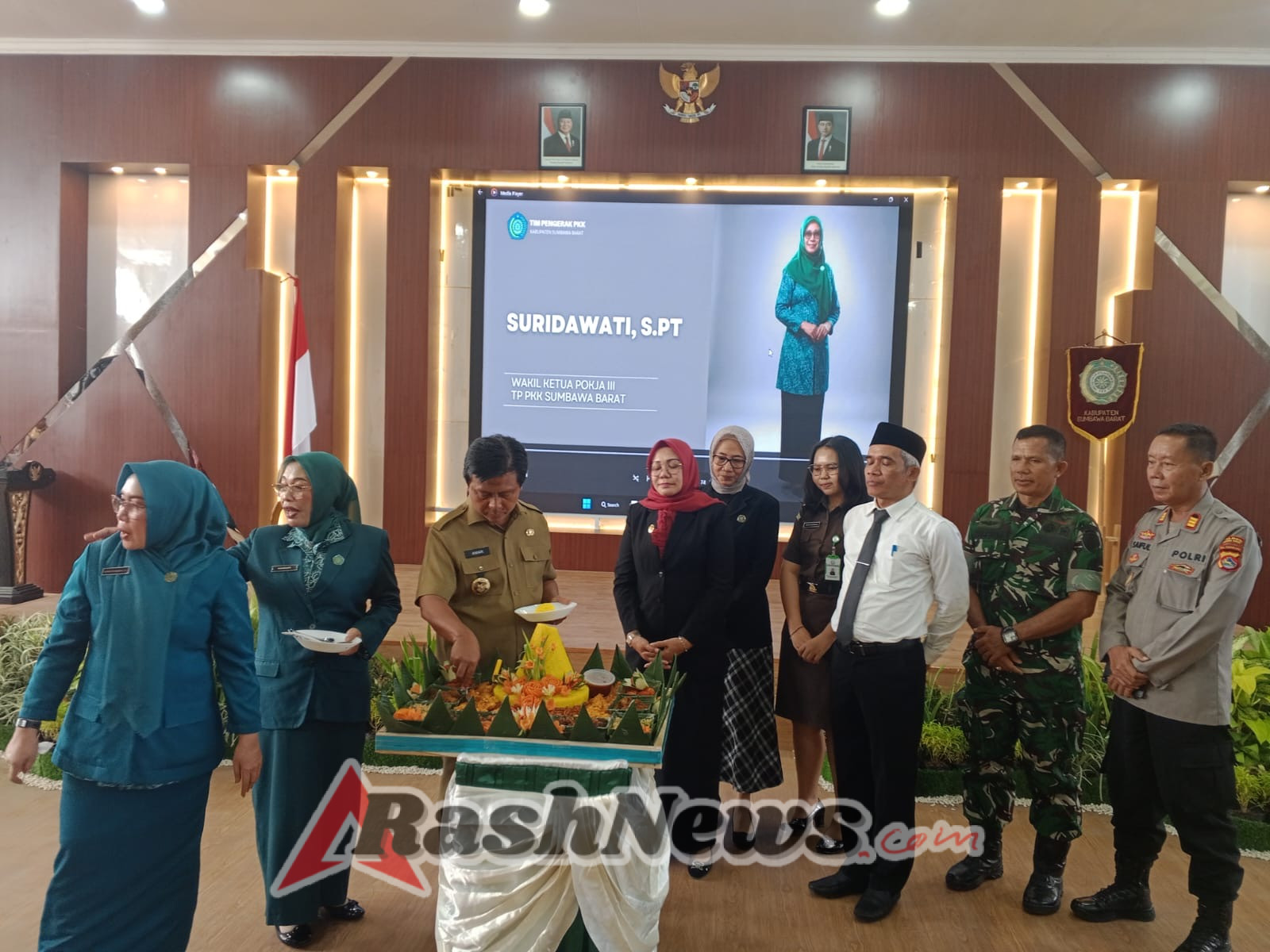 Sinergi TNI dan PKK untuk Indonesia Emas, Pasi Intel Hadiri HKG PKK ke-53 Mewakili Dandim 1628/KSB