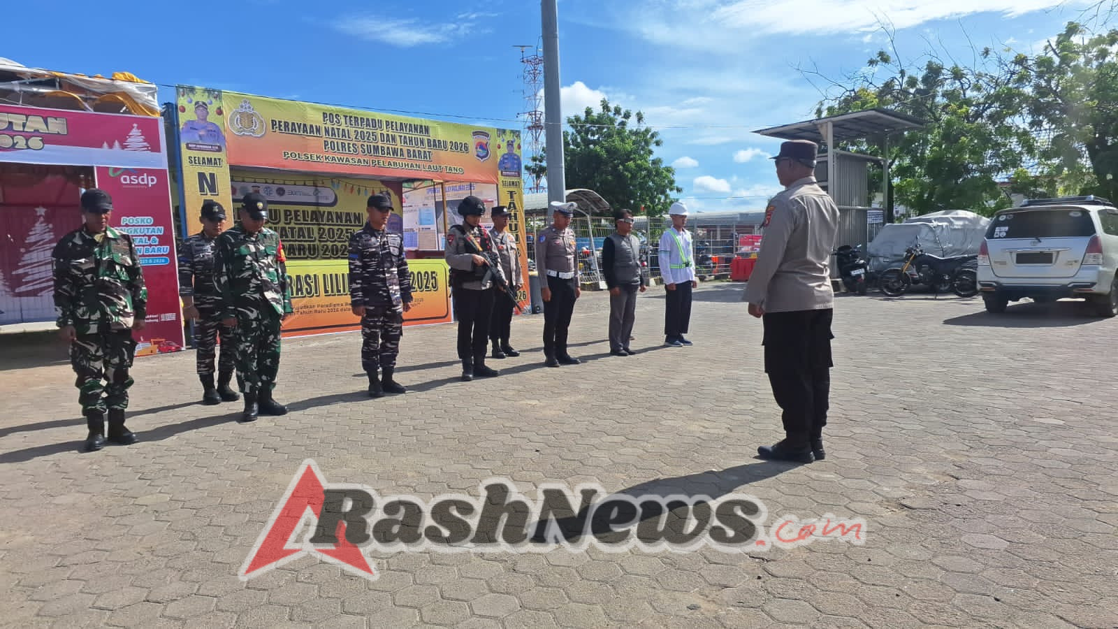 Pengamanan Nataru, Personel Lintas Instansi Siaga di Pelabuhan Poto Tano