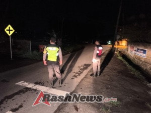 Polsek Bebandem menghimbau Waspada Kejahatan Curas, Curat, dan Curanmor di Wilkum Bebandem dalam Patroli Blue Light Patrol