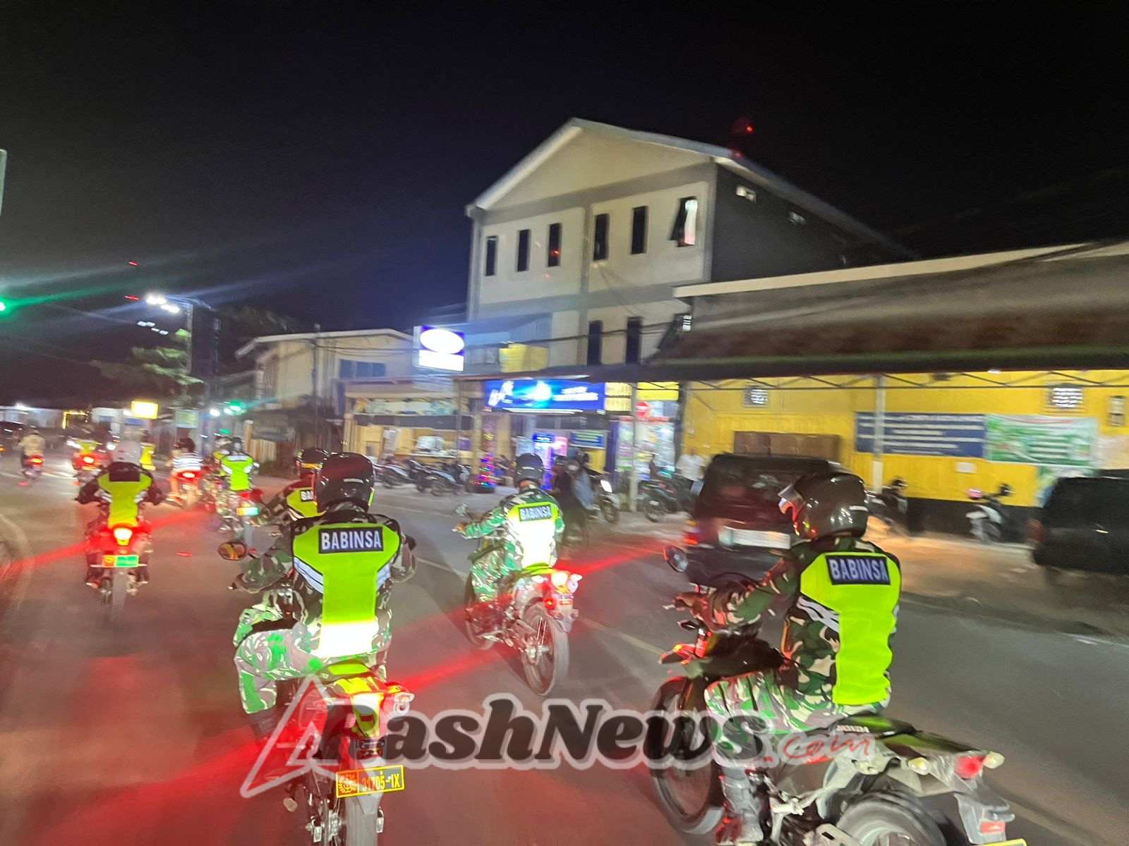 Amankan Perayaan Tahun Baru 2026, Kodim 1601/Sumba Timur Patroli Malam di Waingapu