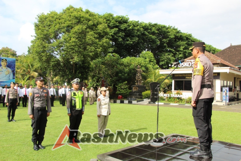 Apel Jam Pimpinan Polres Tabanan Dirangkaikan Pemberian Penghargaan, Wujud Apresiasi atas Prestasi Personel