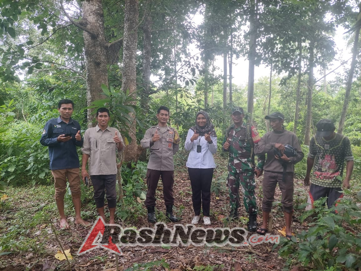 Babinsa Serda Sukardin Dampingi KPH Laksanakan Patroli Hutan Lindung