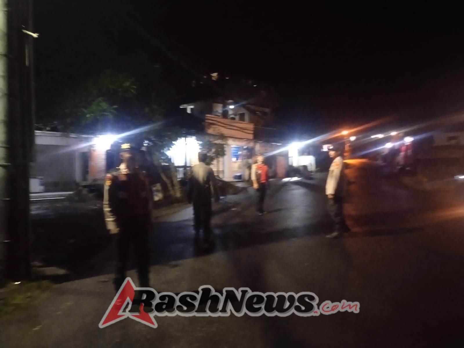 Polsek Bebandem Laksanakan Blue Light Patrol untuk Antisipasi Gangguan Kamtibmas