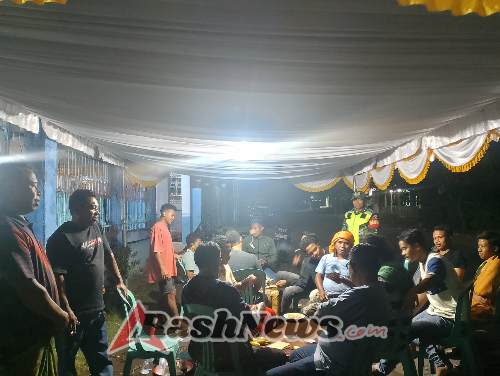 Serda Maman Pantau Ronda Malam Sekaligus Jalin Kedekatan dengan Warga Tambora