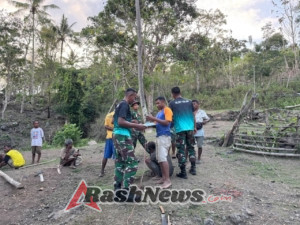 Satgas Pamtas Yonarhanud 2 Kostrad Bangun Instalasi Listrik di Perbatasan