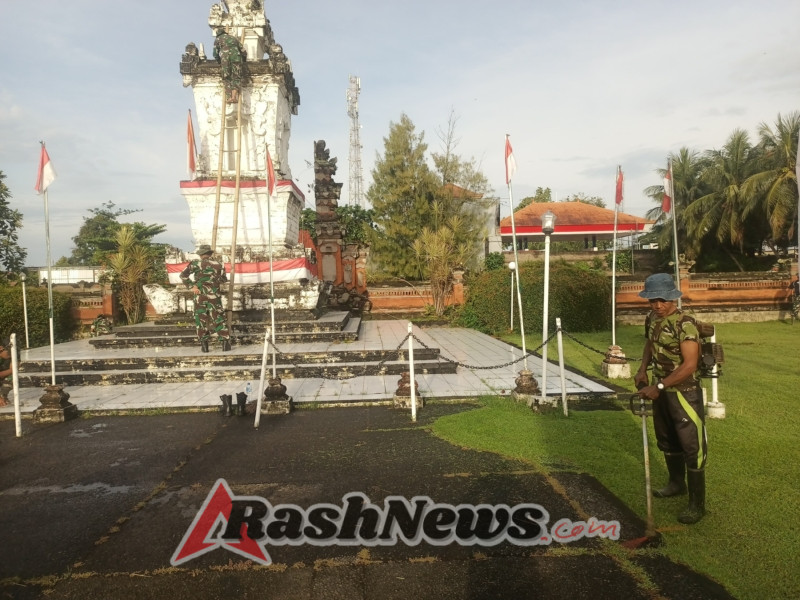 Wujud Penghormatan, TNI di Jembrana Laksanakan Karya Bakti di Taman Makam Pahlawan