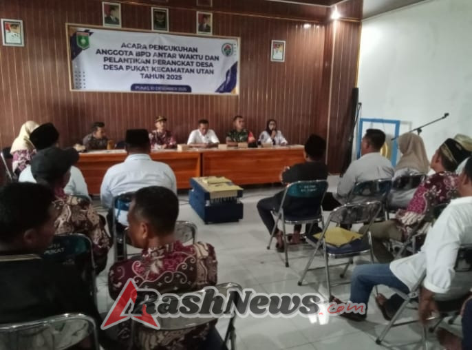 ‎Sinergi TNI–Pemdes: Babinsa Sertu Edison Hadiri Pengukuhan BPD dan Pelantikan Perangkat Desa Pukat