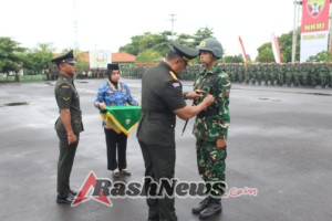 Tegaskan Profesionalisme TNI AD, Babinsa Ikut Amankan Upacara Pembukaan Pendidikan Tamtama di Buleleng
