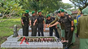 Peringati Hari Juang TNI AD, Kodim 1620/Loteng Ziarah Dan Tabur Bunga di TMP Mandalika