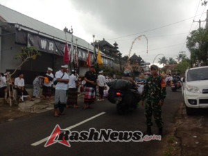 Babinsa Aan kawal Upacara keagamaan, Wujud Sinergi Dan Dedikasi TNI Ditengah Masyarakat