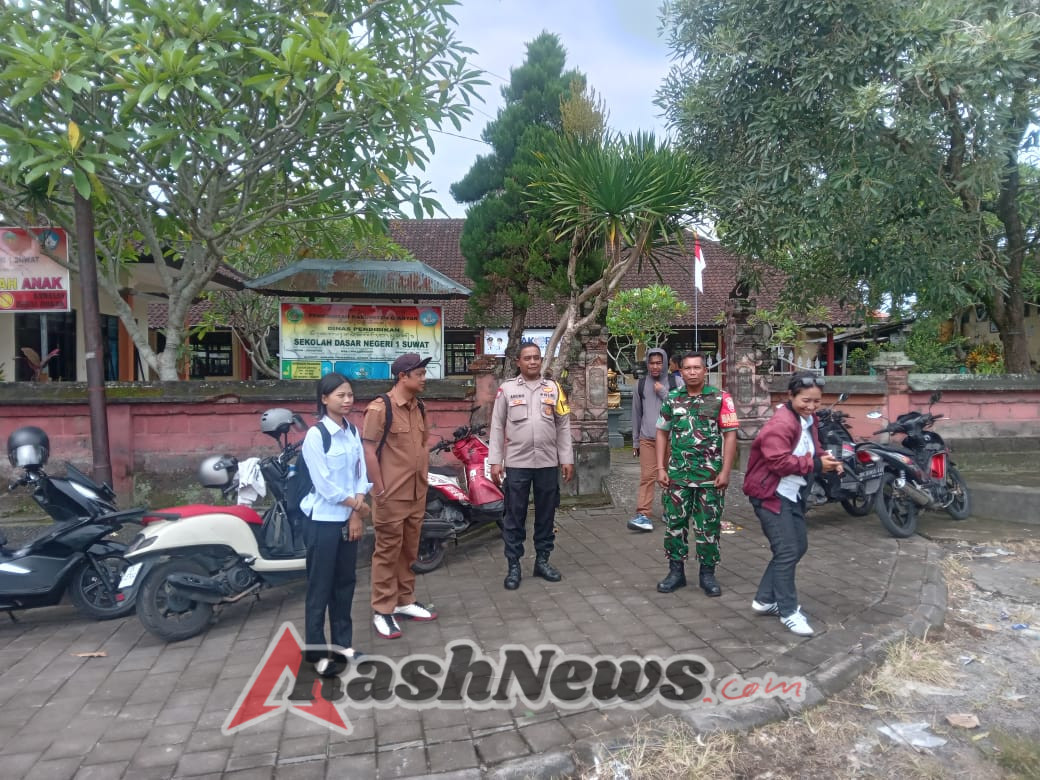 Babinsa Suwat Kawal Pengecekan Lahan Provinsi untuk Pembangunan Koperasi Desa Merah Putih