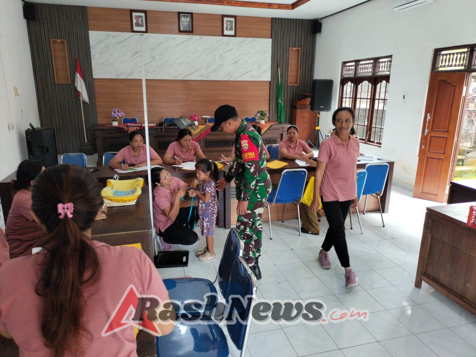 Wujudkan Balita Sehat Dan Bebas Stunting, Babinsa Selisihan Konsiten Hadir Dampingi Posyandu Balita