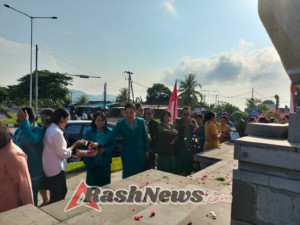 Persit KCK Kodim Klungkung Bersama PKK Klungkung Ziarah Peringatan Hari Ibu Ke 97