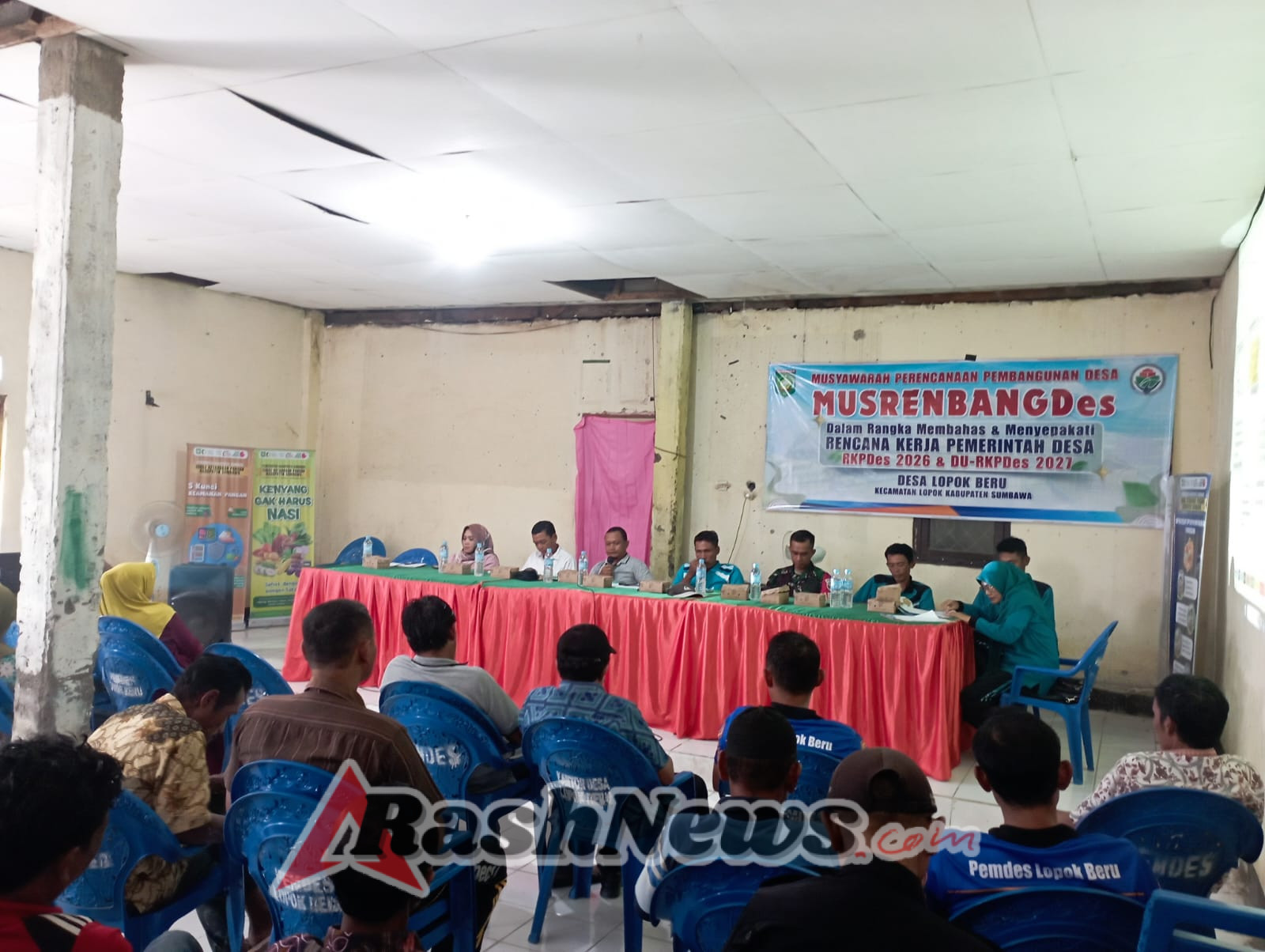 Babinsa Serda Suparman Aktif Dampingi MusrenbangDes Lopok Beru