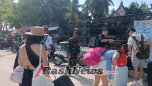 Ciptakan Wilayah Aman Dan Nyaman, Danramil Nusa Penida Kerahkan Babinsa Monitoring Situasi Pelabuhan