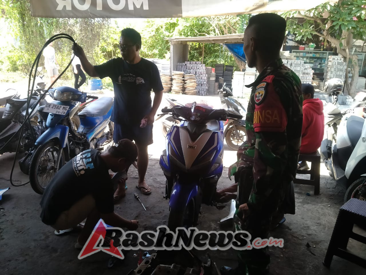 Jelang Nataru, Serda Zainul Himbau Warga Bersatu Dan Berperan Aktif Wujudkan Kondusifitas Wilayah