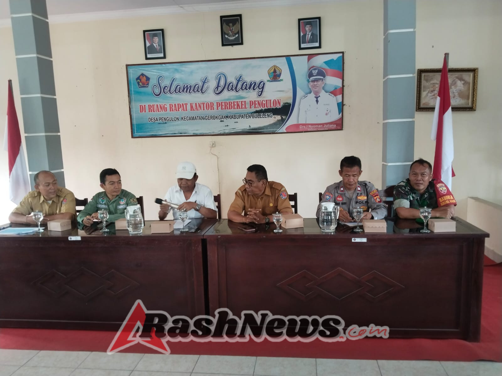 Babinsa Pengulon Tekankan Larangan Miras Berlebihan dalam Rapat Pengamanan Nataru 2026